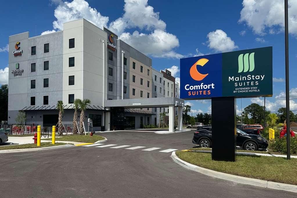 Comfort Suites Fort Myers East I-75 Buitenkant foto