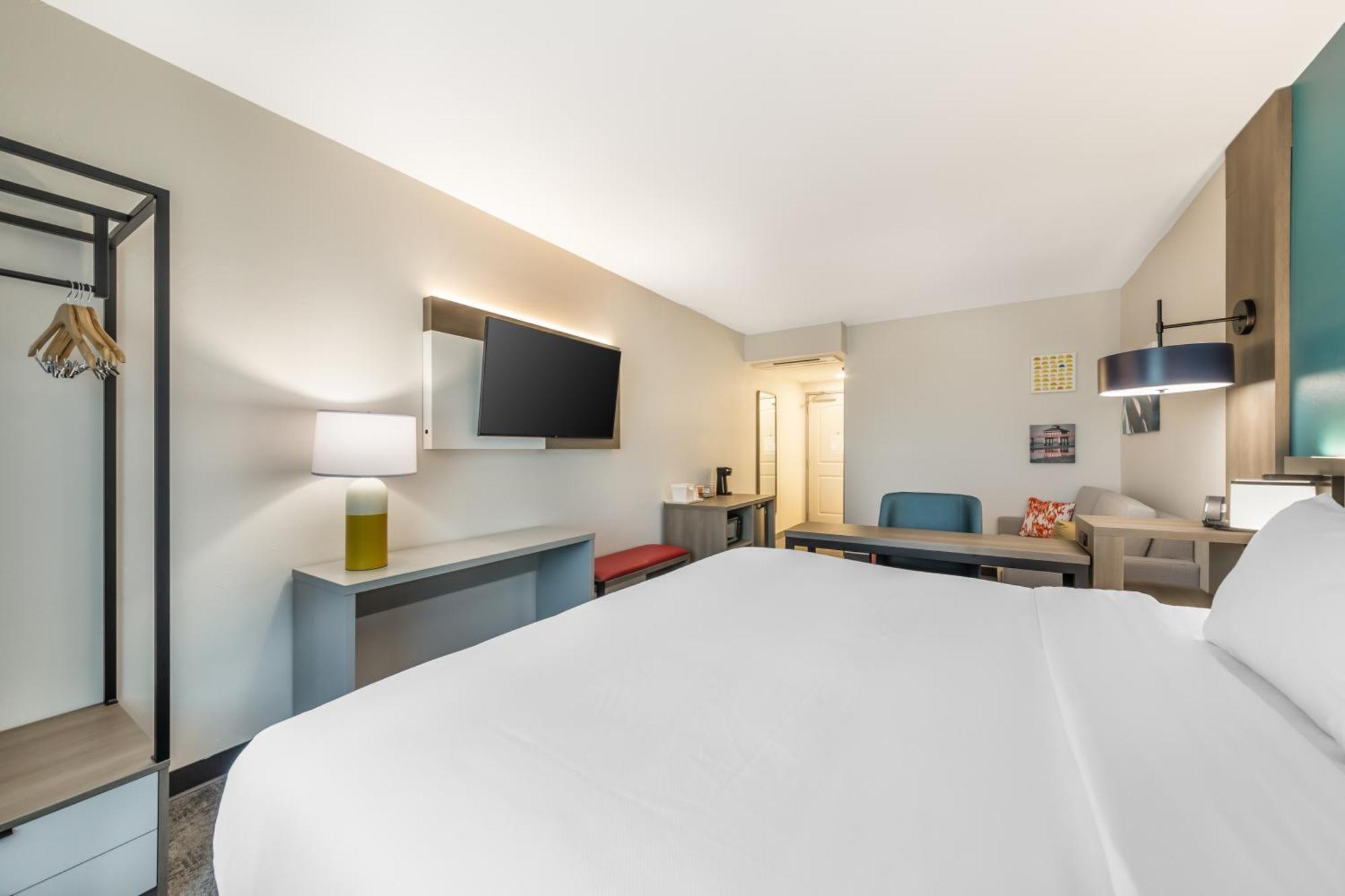 Comfort Suites Fort Myers East I-75 Buitenkant foto