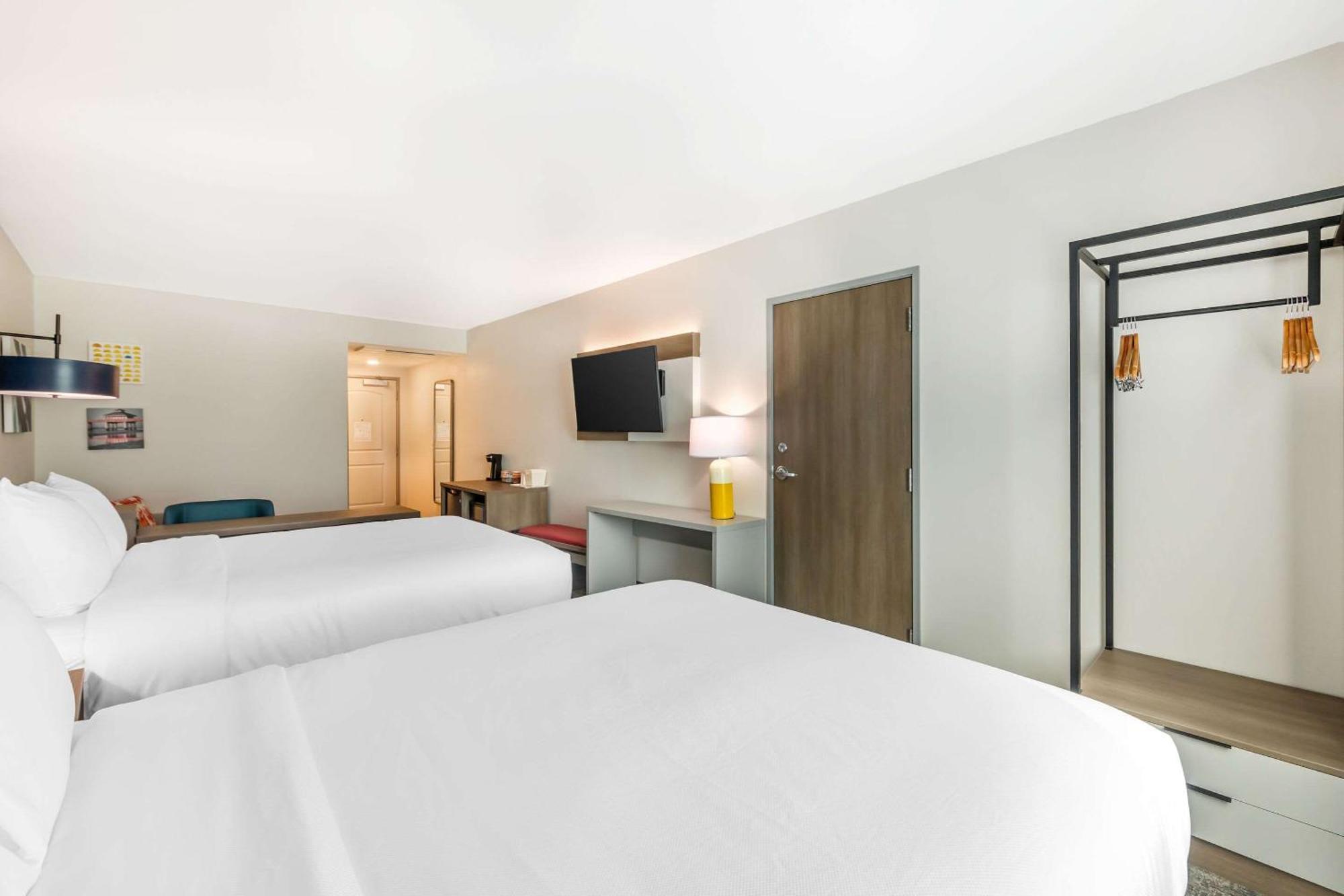 Comfort Suites Fort Myers East I-75 Buitenkant foto