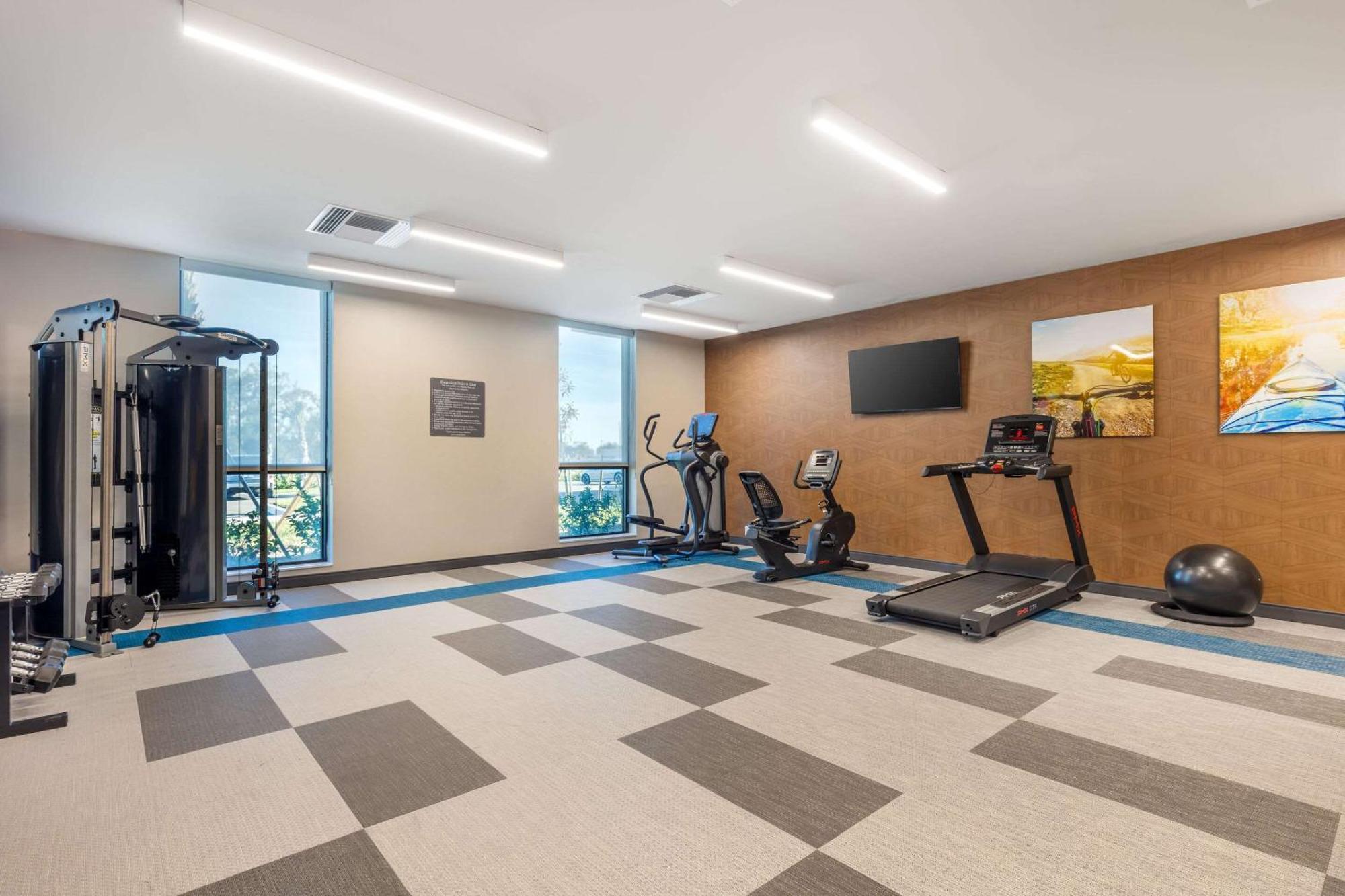 Comfort Suites Fort Myers East I-75 Buitenkant foto