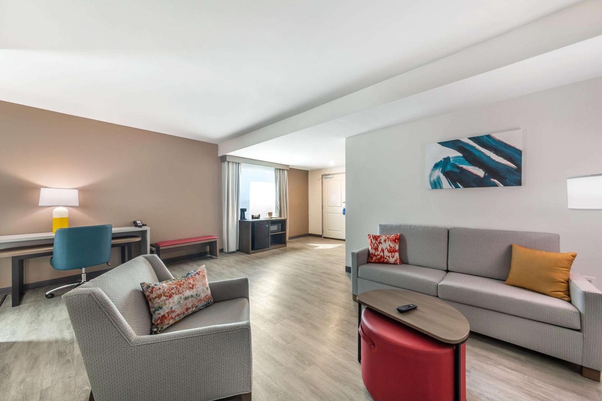 Comfort Suites Fort Myers East I-75 Buitenkant foto